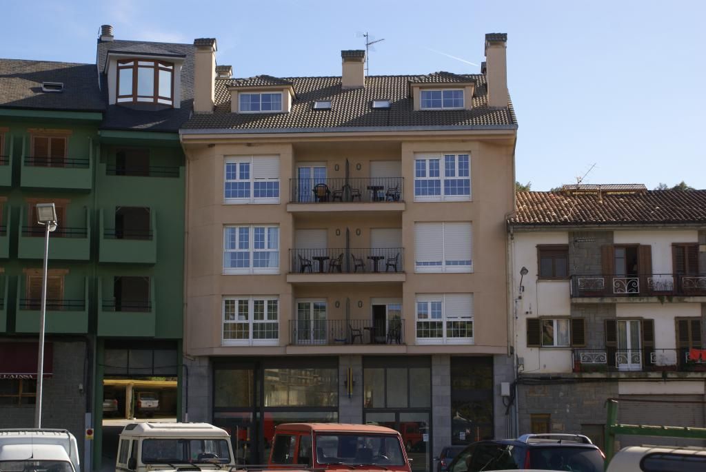 Imagen de Edificio de viviendas y locales